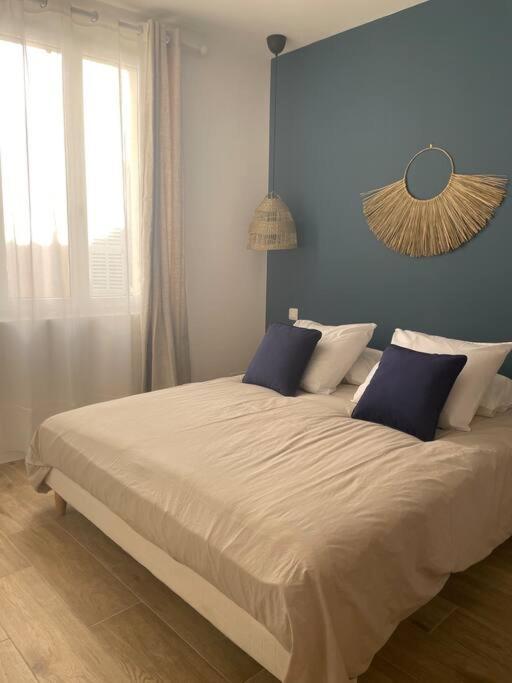 Appartement Centre, Superbe Neuf, 50m Port.