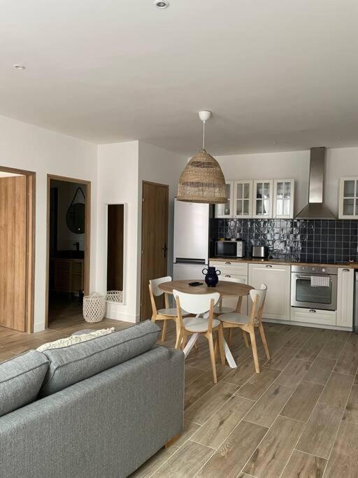 Apartment Centre, Superbe Neuf, 50m Port. Cassis
