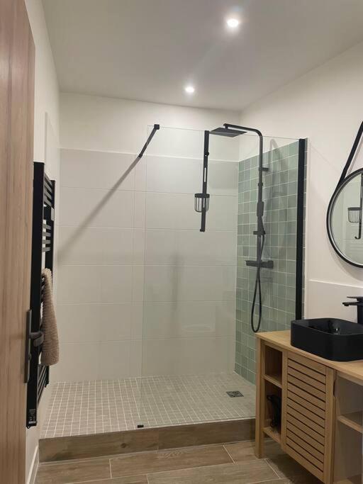 Centre, Superbe Neuf, 50m Port. Apartamento *